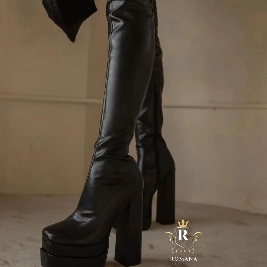 Bota Madamme Shan- cano longo em couro napa com elastano