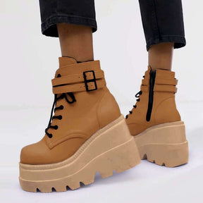 Bota Feminina Plataforma Stells