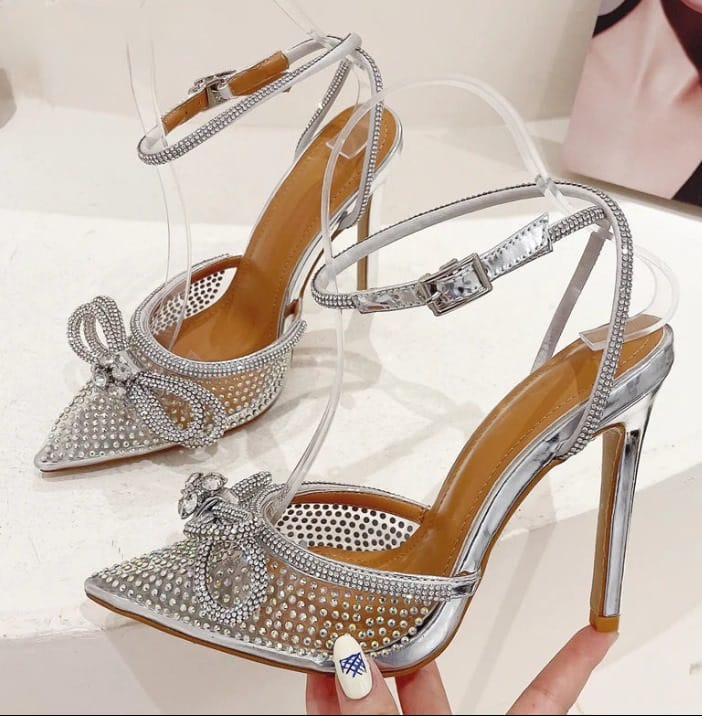 Scarpin Prateado