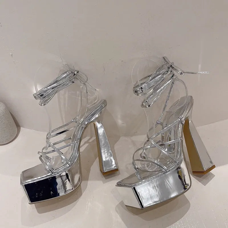 Sandália Chunky Plataforma